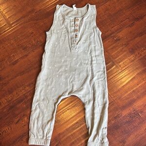 Q by Quincy Mae - Kids Sleeveless Gray Jumpsuit